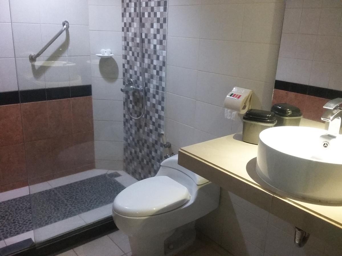 Hotel Kharisma מדיון מראה חיצוני תמונה