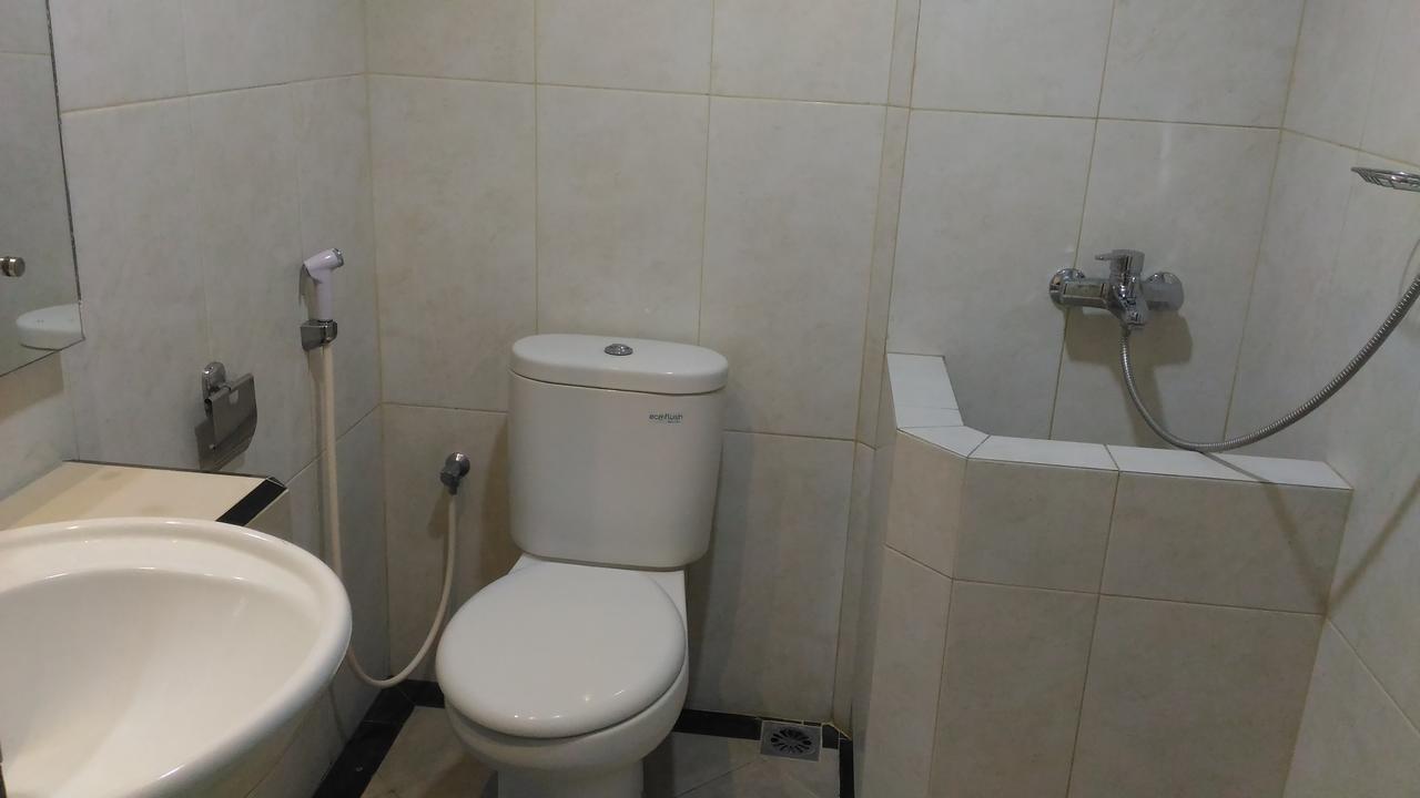 Hotel Kharisma מדיון מראה חיצוני תמונה