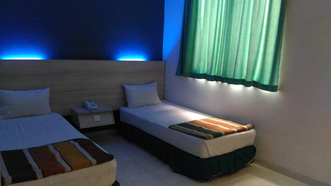 Hotel Kharisma מדיון מראה חיצוני תמונה